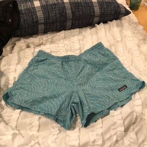 Vintage pattern Patagonia Baggies